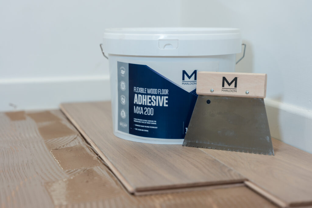 Marldon flexible wood floor adhesive MXA 200 bucket with spreader